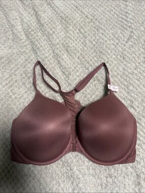Victoria’s Secret 34DDD push-up body by Victoria perfect shape bra NWT